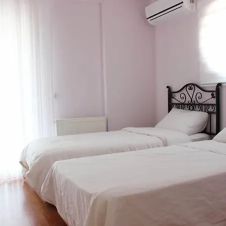 Daisy Villa *
